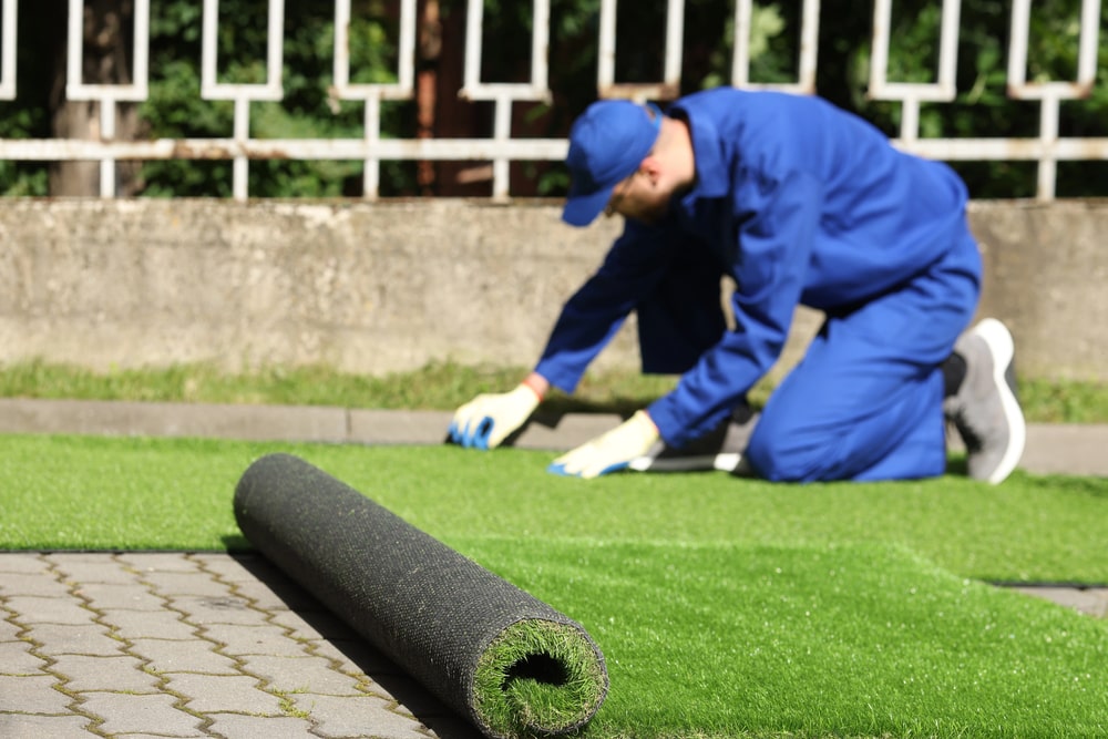 Best time to install turf Tampa FL